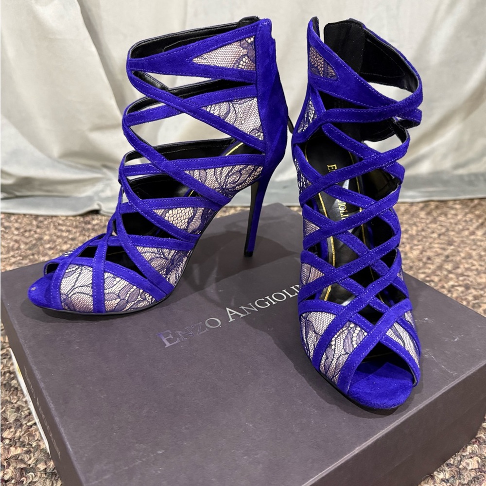 Enzo Angiolini Women's Strappy Purple Lace Heels